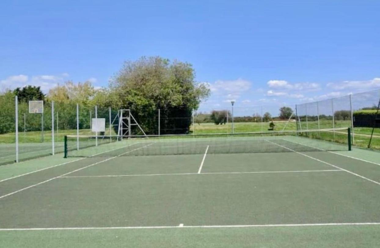 50 Toledo, Selsey Country Club Vila Exterior foto