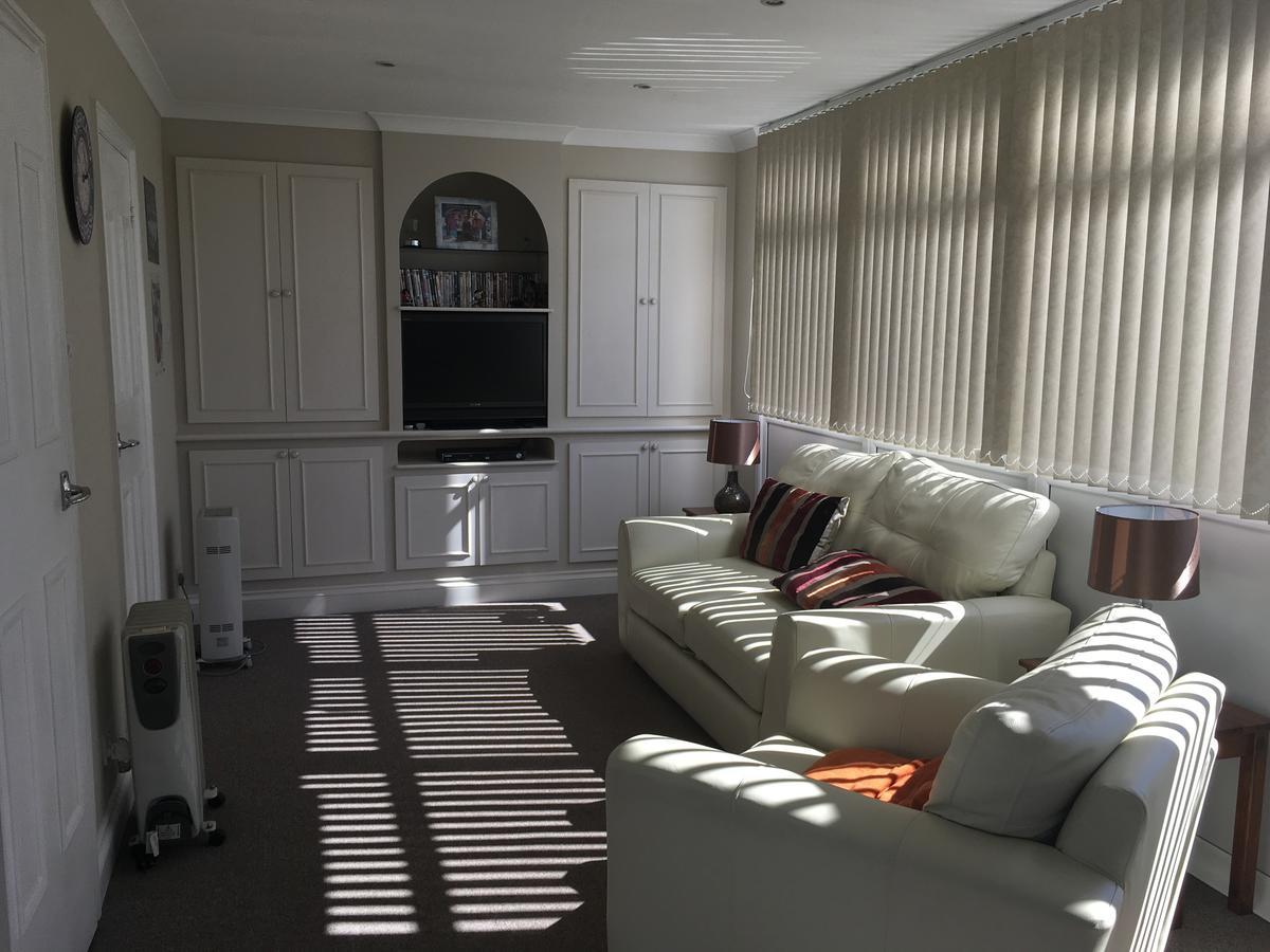 50 Toledo, Selsey Country Club Vila Exterior foto